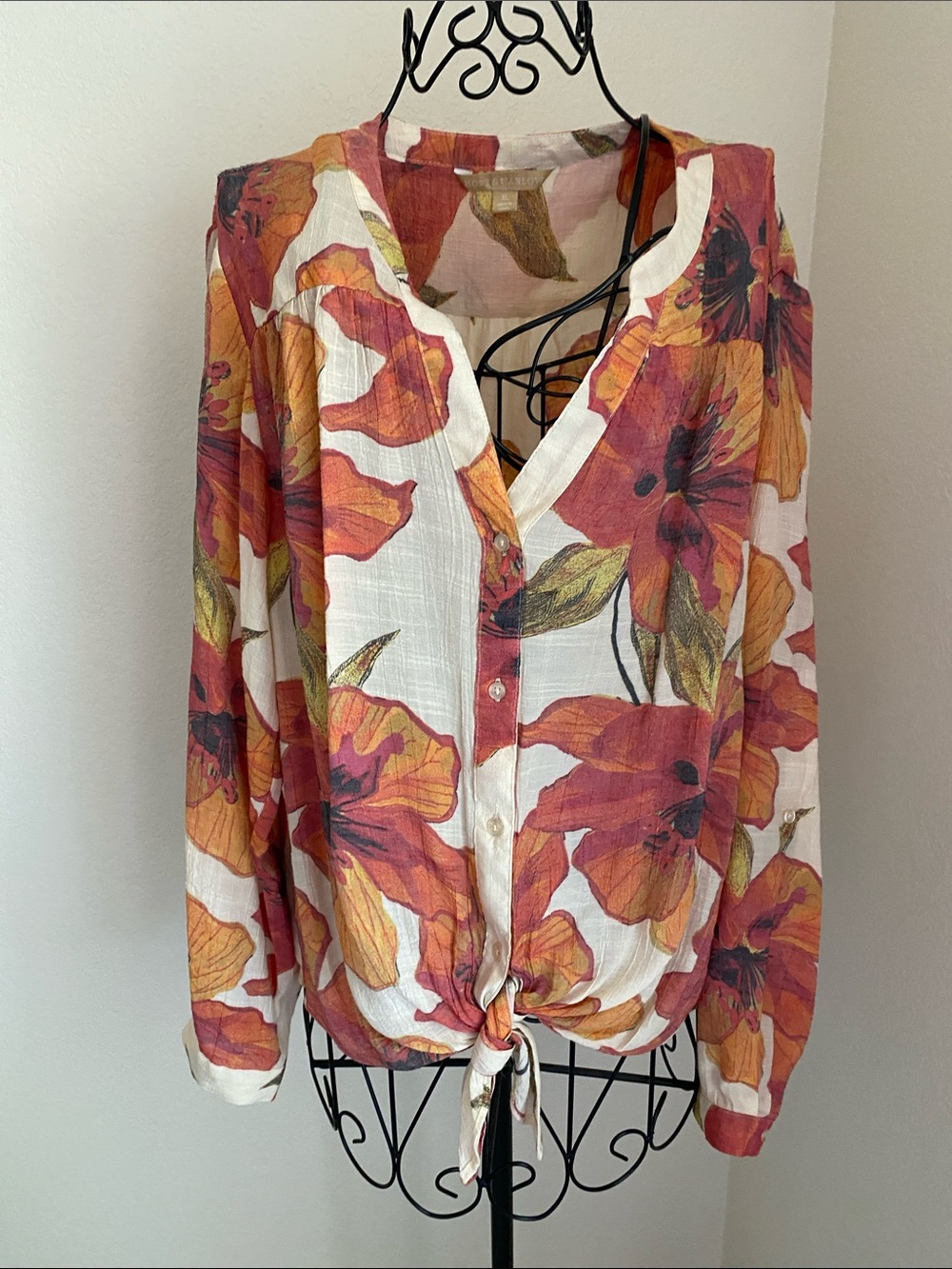 Hope & Harlow Floral Tie-Front Button-Up Blouse - Orange/Pink